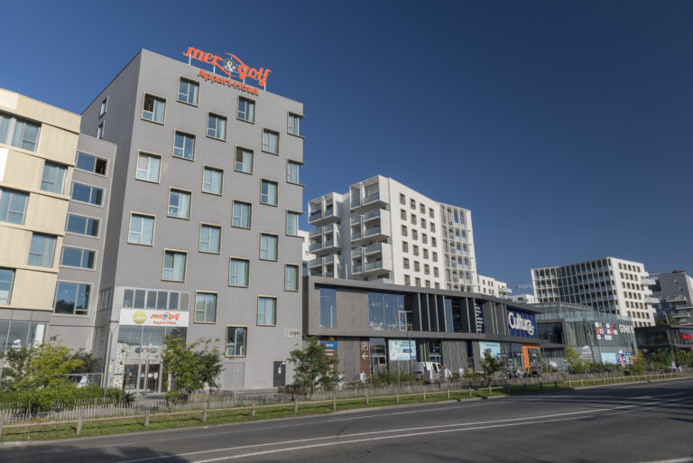 Appart-Hôtel Mer & Golf City Bordeaux Lac
