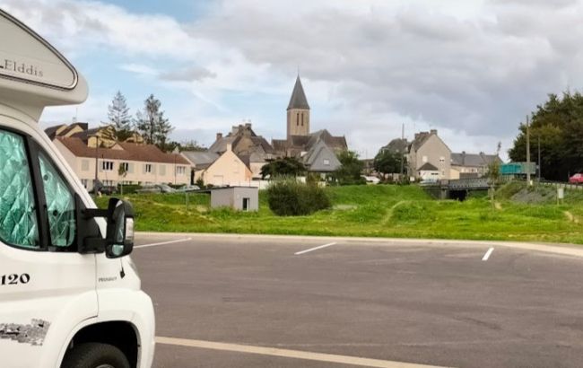 Aire CAMPING-CAR PARK de Condé-sur-Vire