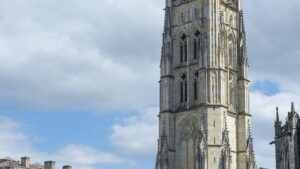 La cathédrale et la tour Pey-Berland