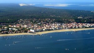 Le front de mer et la jetée Thiers