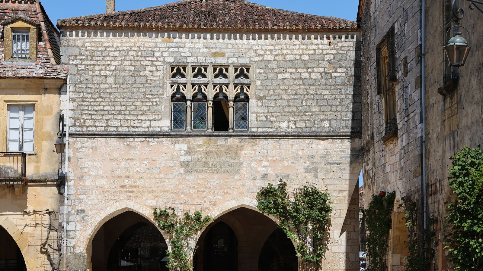 Façades de pierre à Sarlat, en Dordogne