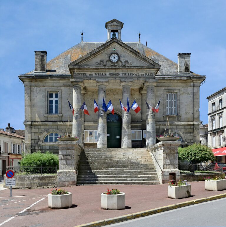 La commune de Châteauneuf-sur-Charente