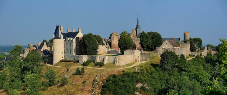 La commune de Sainte-Suzanne-et-Chammes