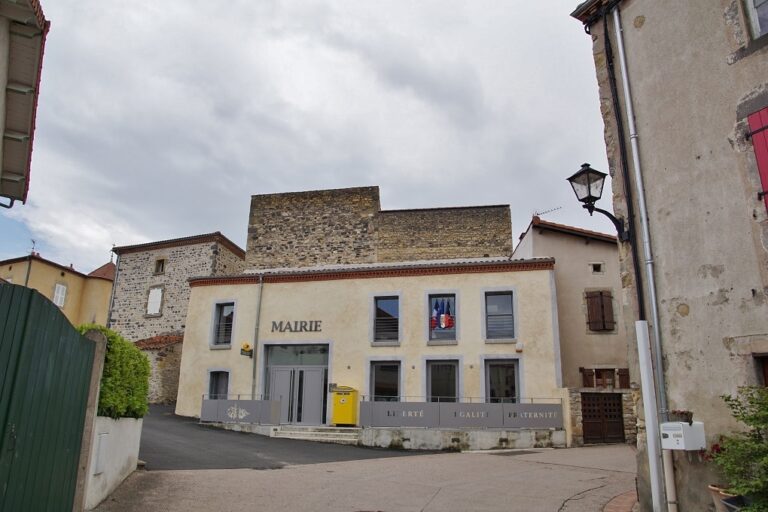 La commune de Chadeleuf
