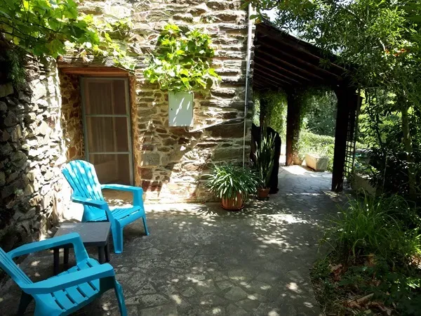 Au Jardin de Baldine - Chambres d'hôtes, Jardin, Ateliers