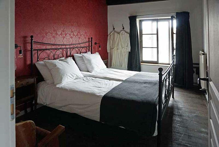 CHAMBRE D'HOTES « LE VOILA »