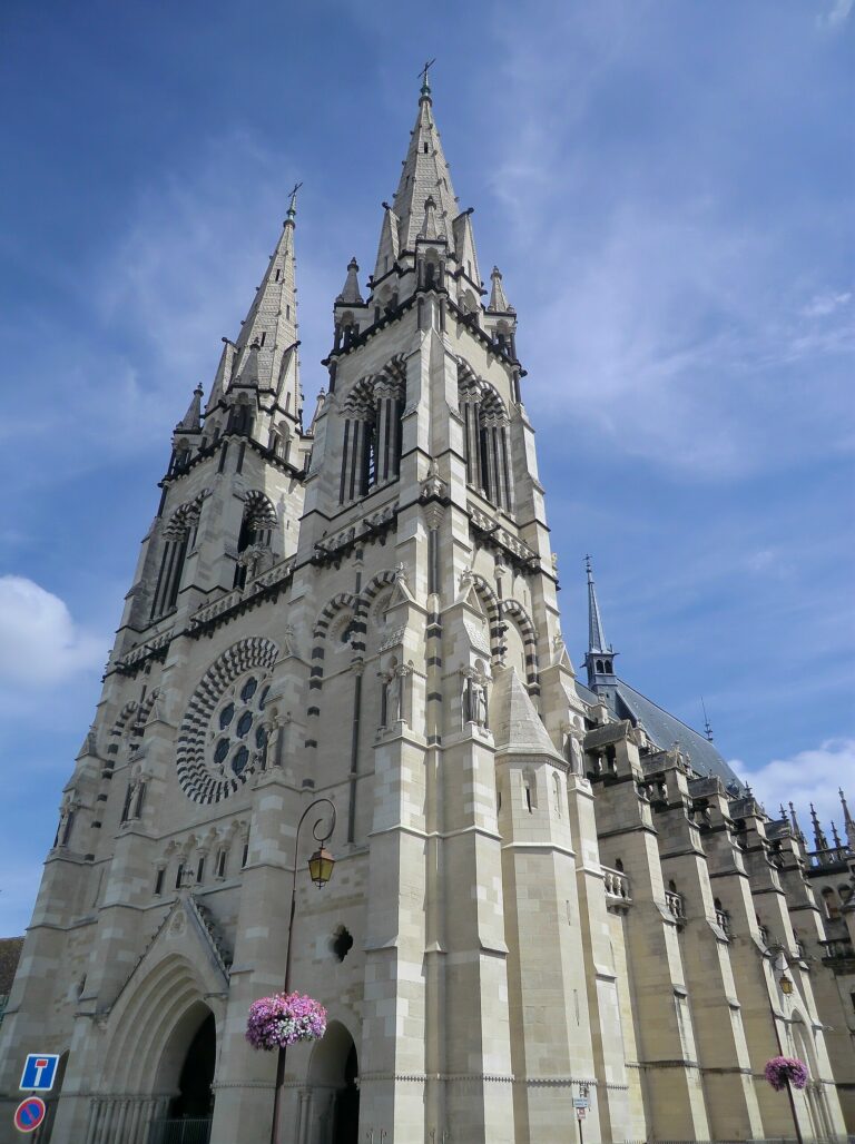Cathédrale Notre-Dame-de-l’Annonciation de Moulins
