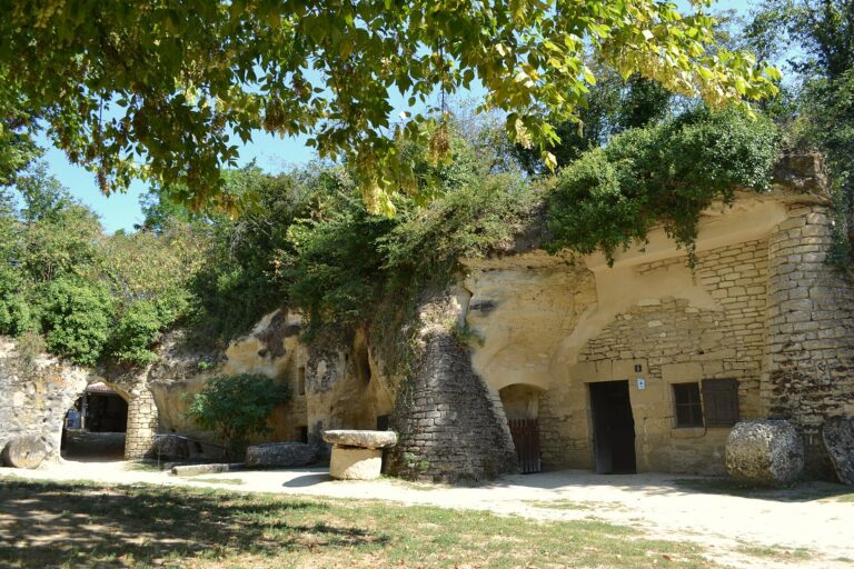 Village troglodytique de Rochemenier