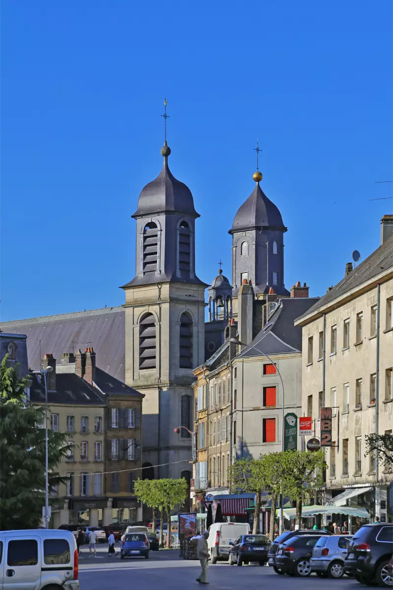 Vue de Sedan